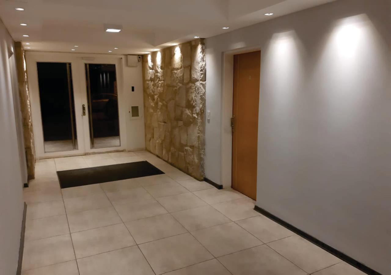 Departamento En El Centro De Bariloche Bb Leilighet Eksteriør bilde
